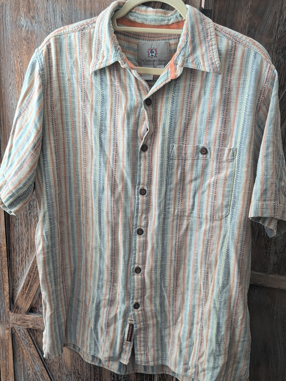 Men's Short Sleeve Striped Button-Up Shirt - Cream & Blue